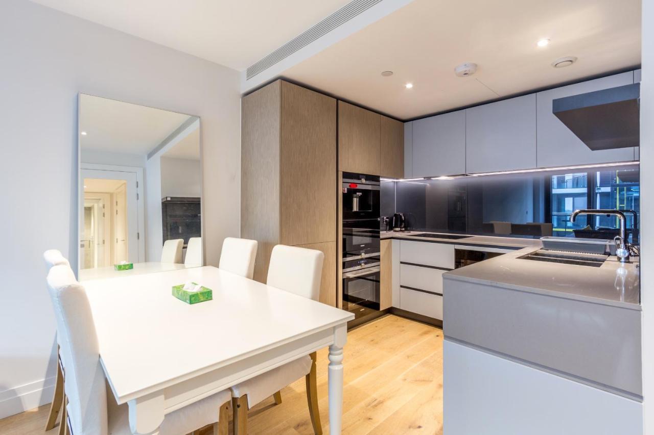 Stylish 2 Bed Flats Near Us Embassy Lägenhet London Rum bild